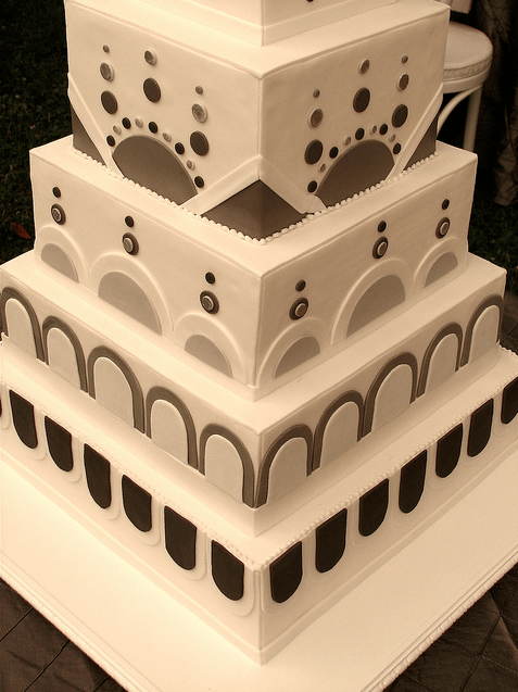 1920s Wedding Cake