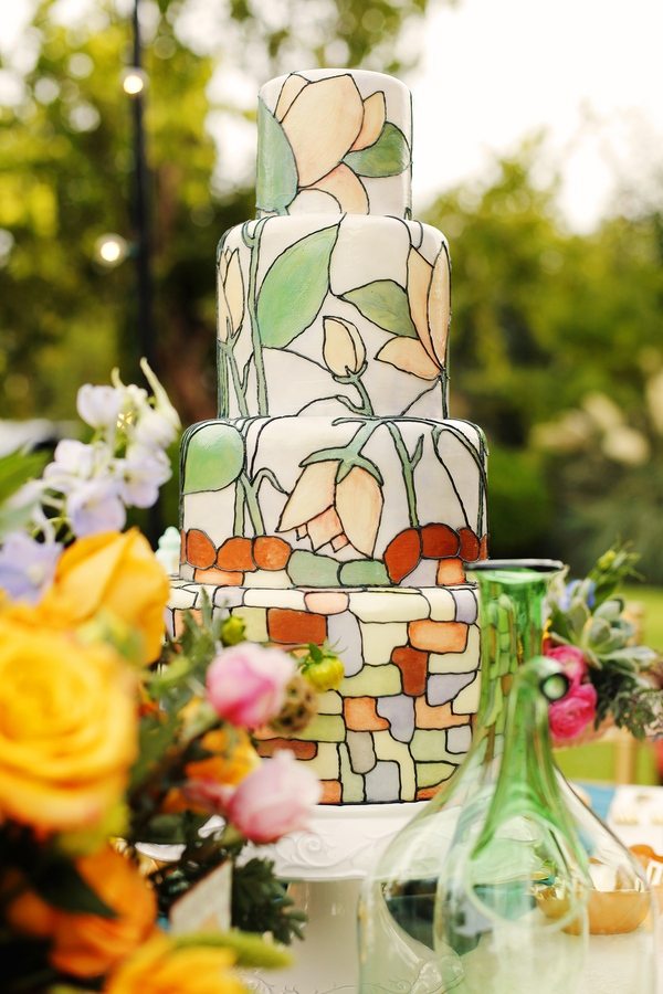 Nouveau Wedding Cake