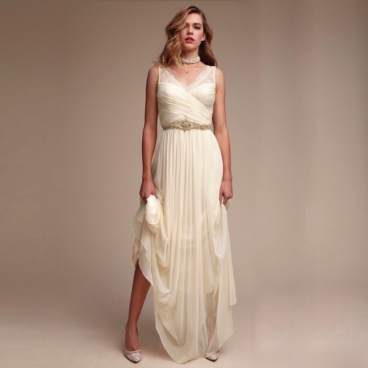 what does the mother of the groom wear to rehearsal dinner