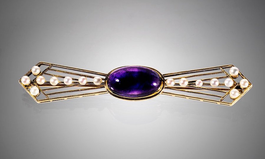 Art Deco Amethyst and Pearl Brooch