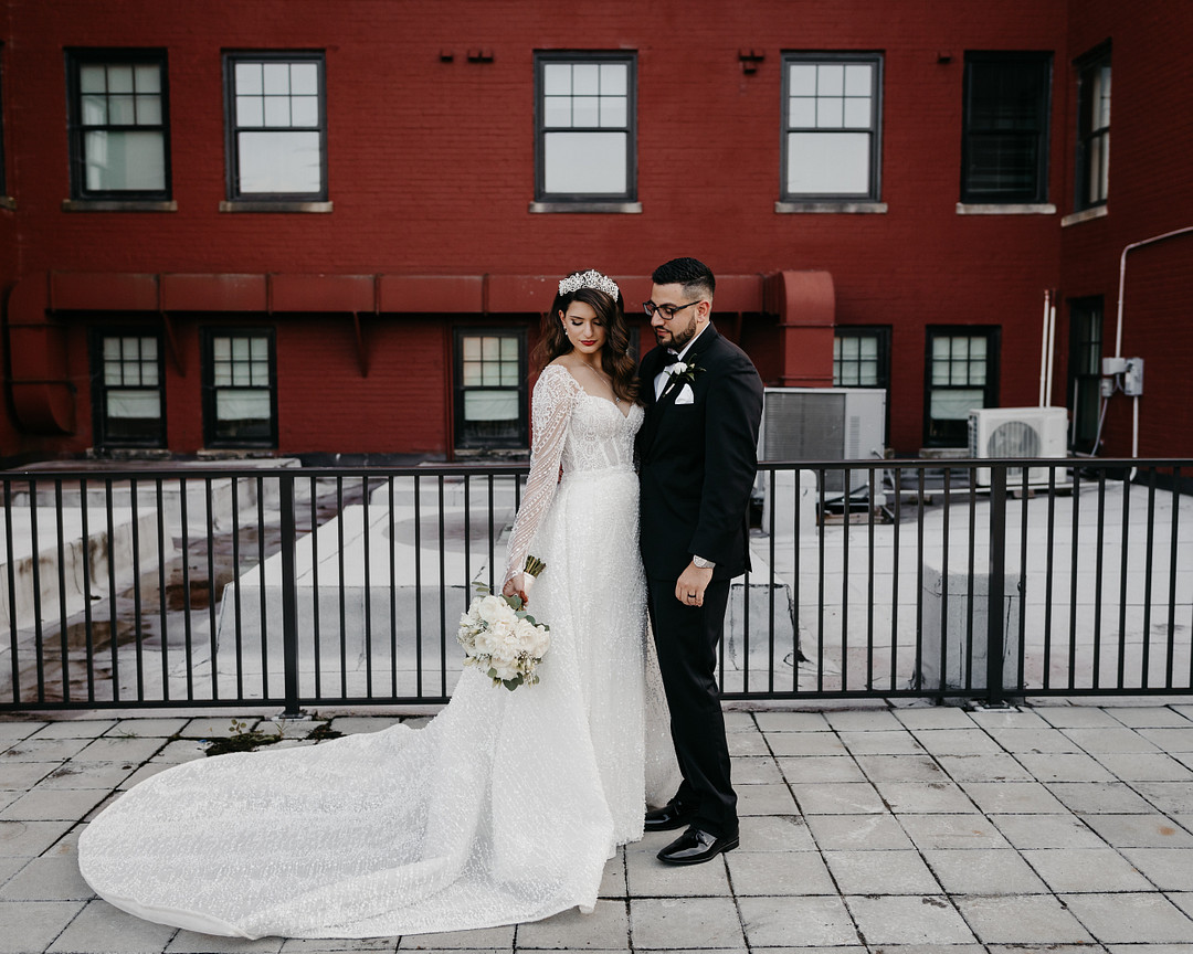 Beautiful Couple | Elegant Hotel Wedding