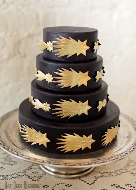 Black + Gold Deco Cake