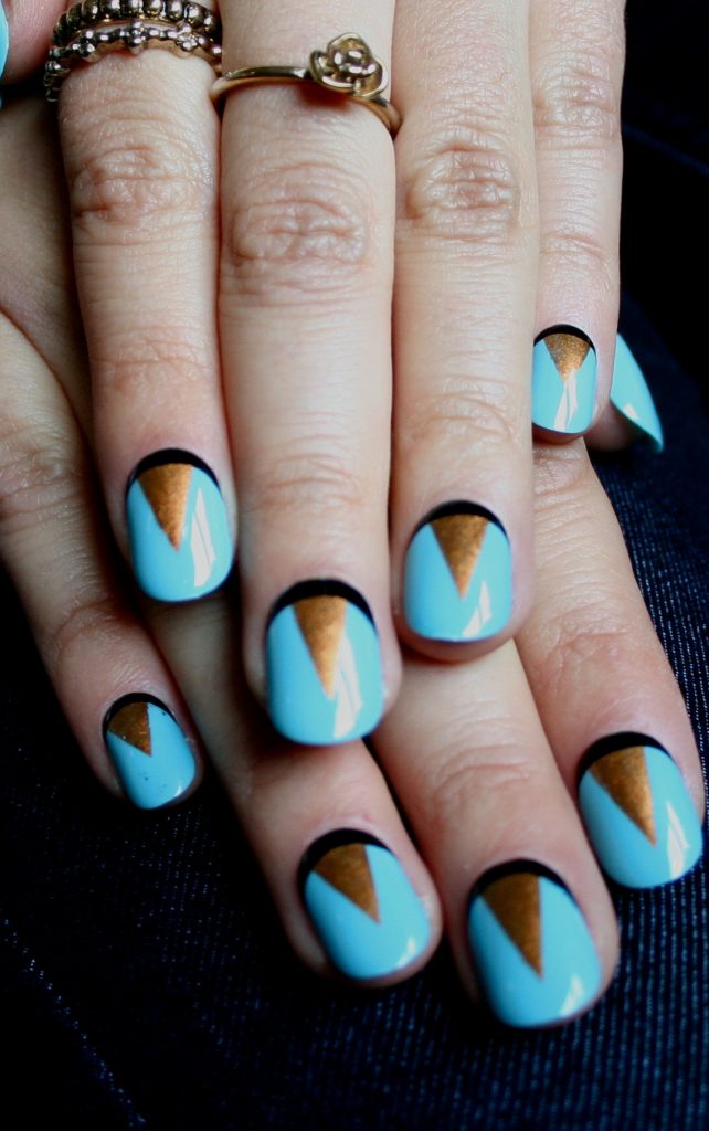 Blue Art Deco Manicure