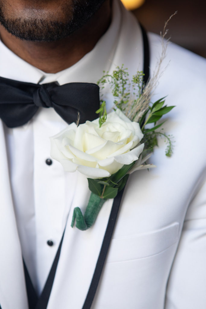 Boutonniere | 1920s Wedding Inspiration