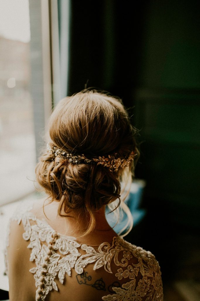 Bridal Hair | Vintage Winter Wedding