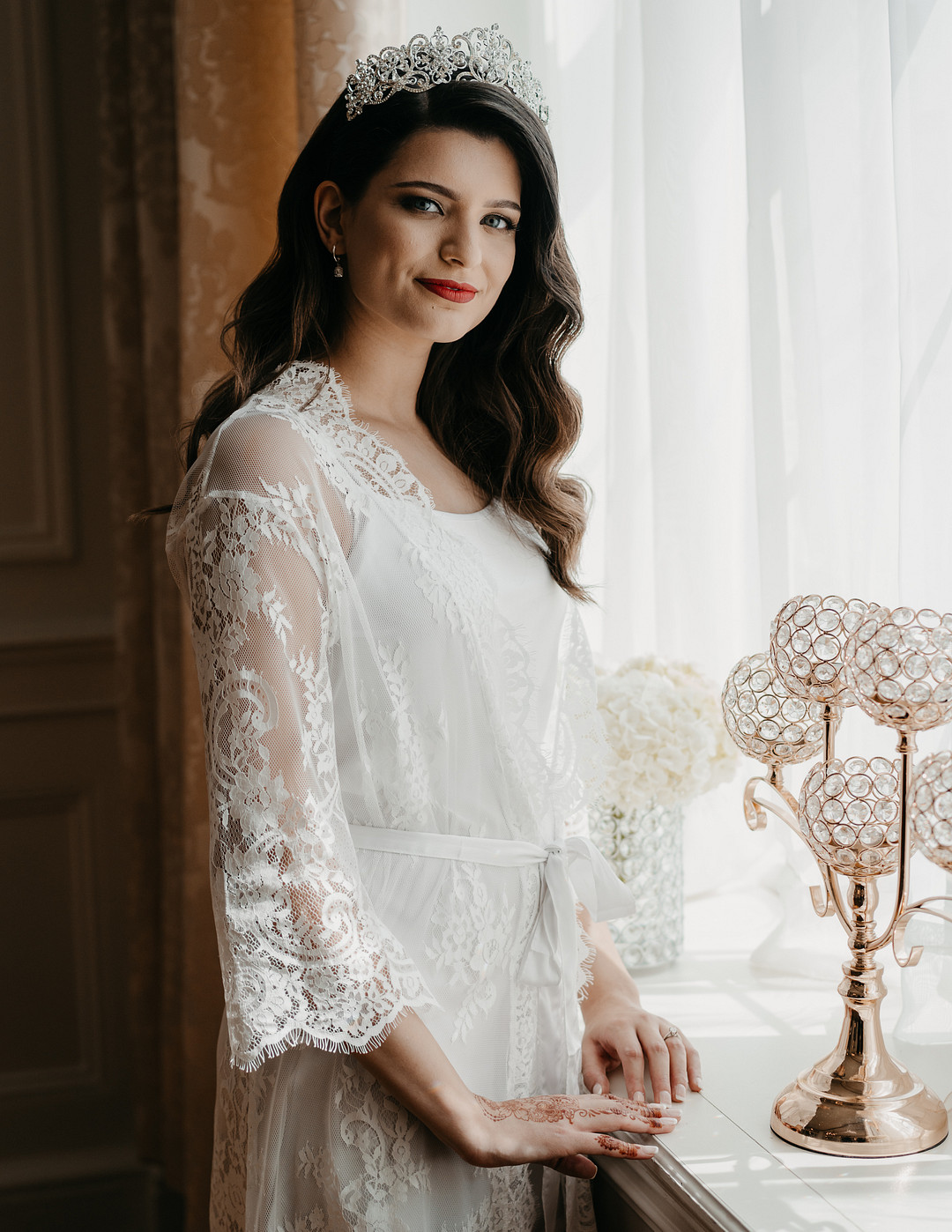 Bridal Robe | Elegant Hotel Wedding