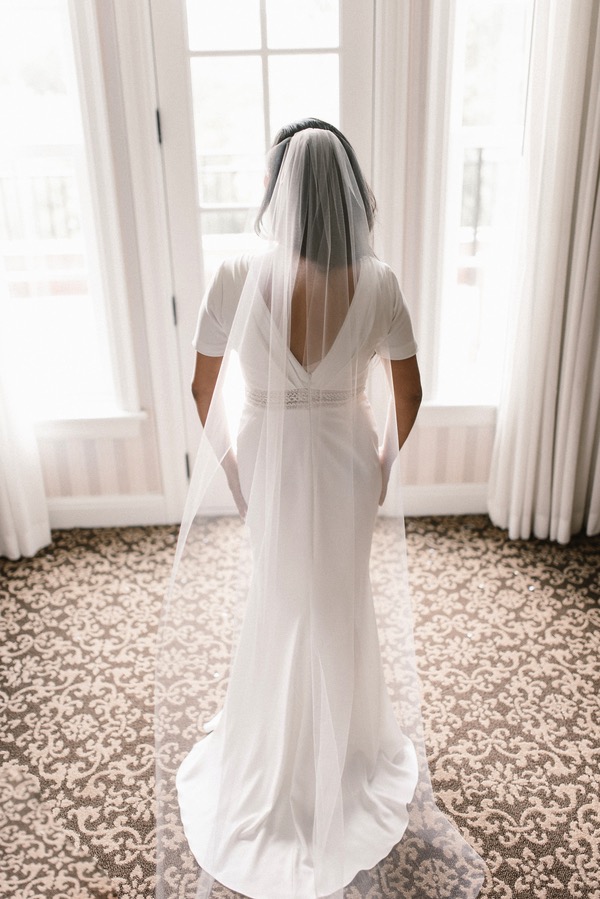 Bridal Veil | Vintage Style Michigan Wedding