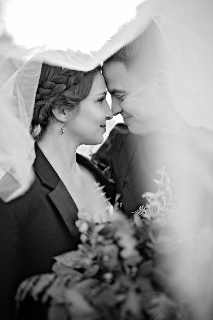 Bride + Groom Vintage Winter Wedding NC