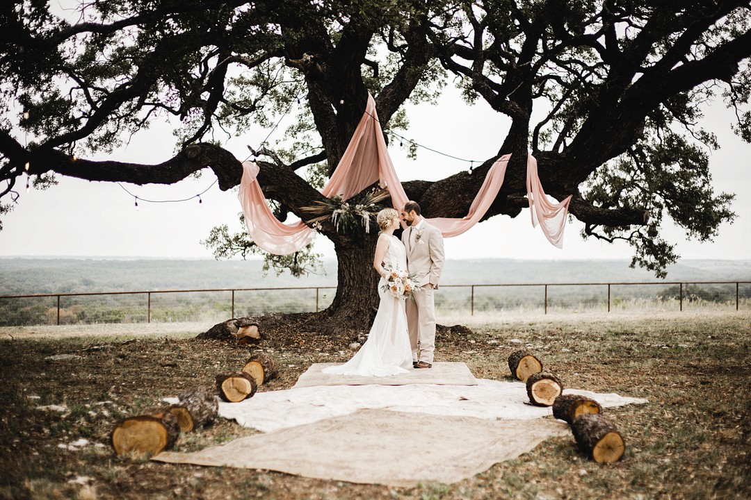 Ceremony | Rustic Autumn Texas Wedding