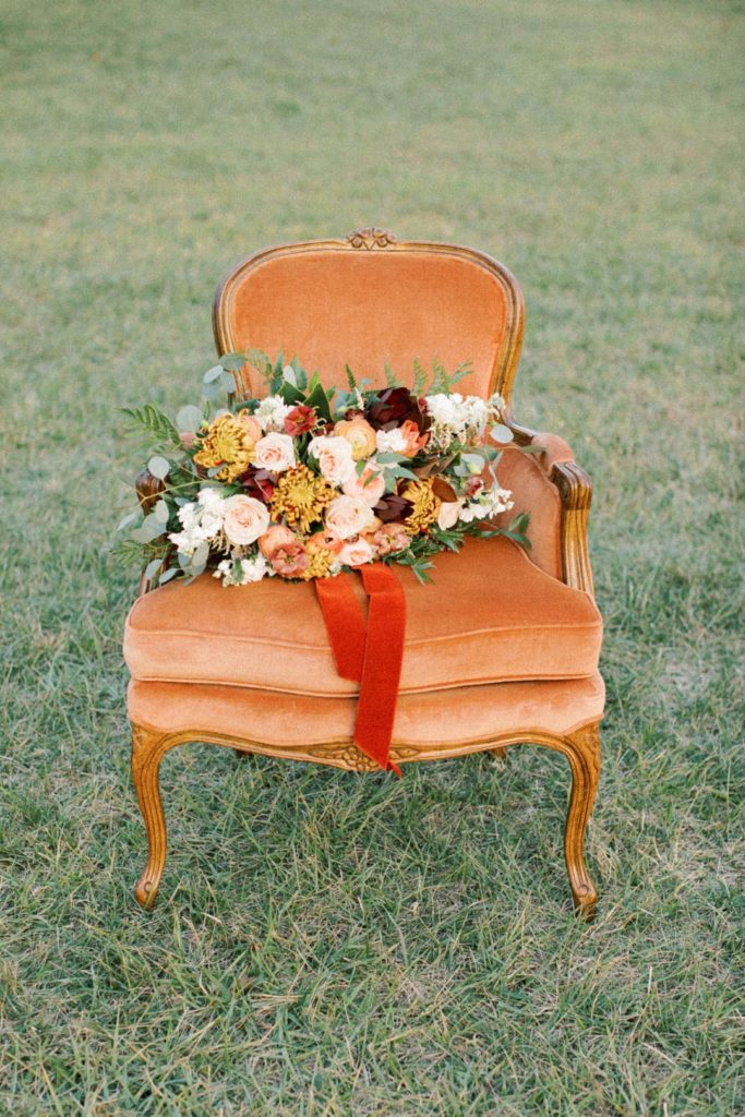 Outdoor Autumn Wedding Decor