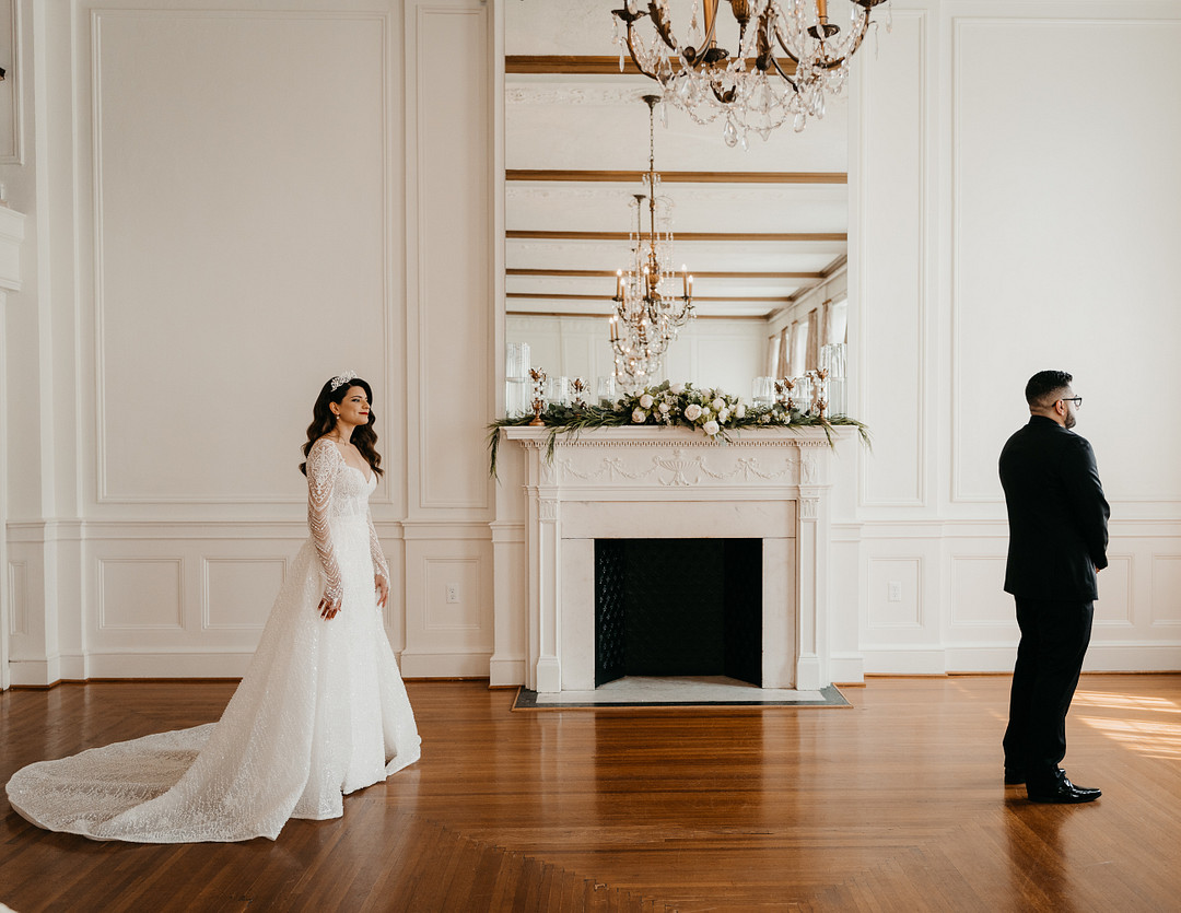 First Look | Elegant Hotel Wedding