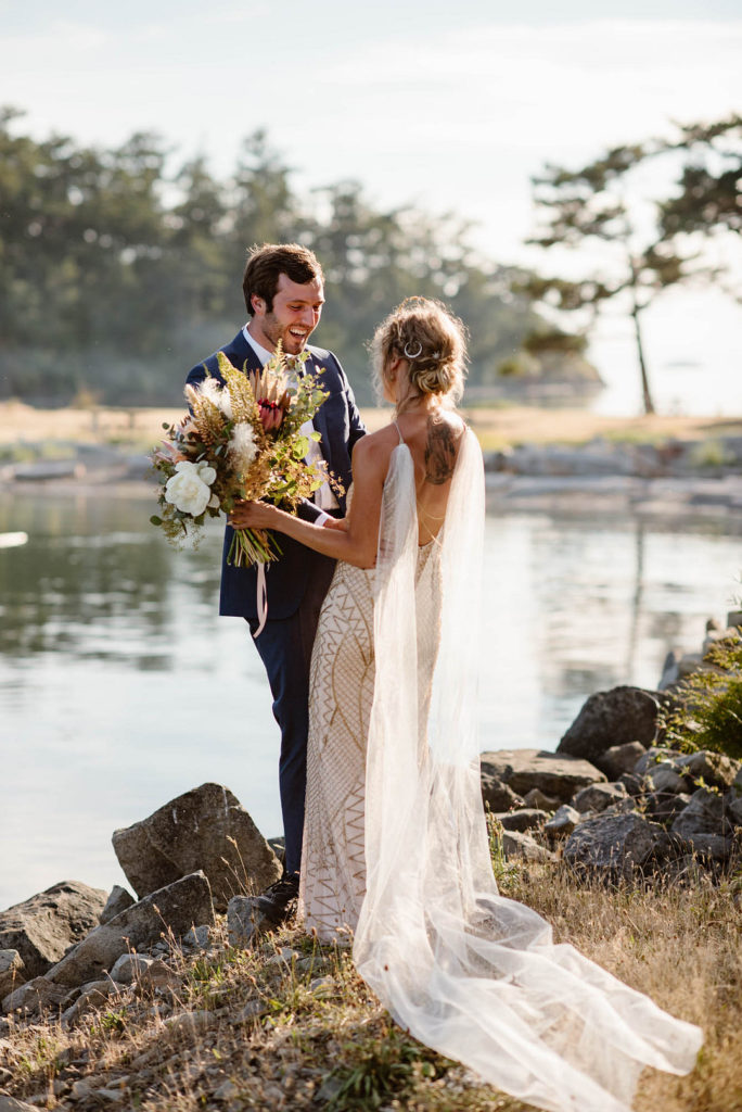 First Look | Vintage Outdoorsy Elopement