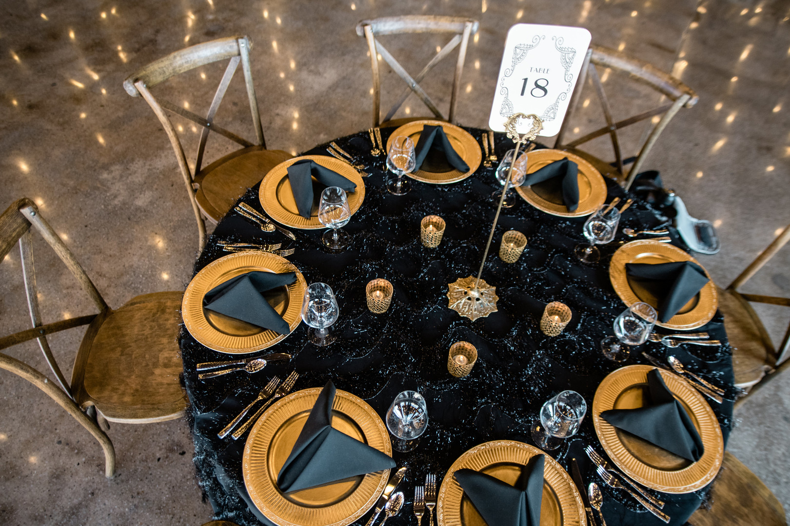 Gold + Black Wedding Table | Knoxville, TN Venue