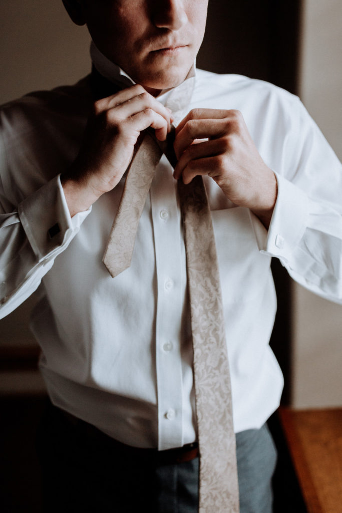 Groom Prep | Autumn Wedding