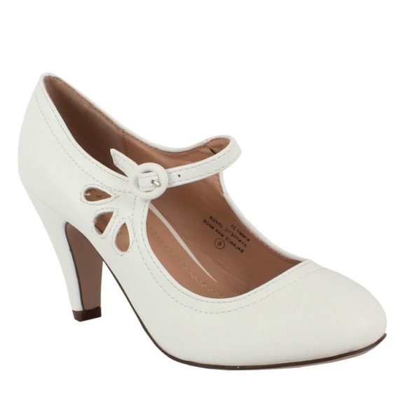 Ivory 1920s Mary Jane Shoes