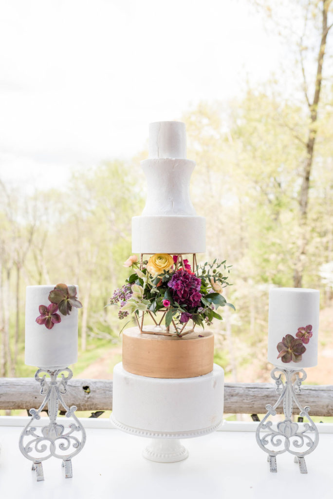 Minimalist Floral Wedding Cake
