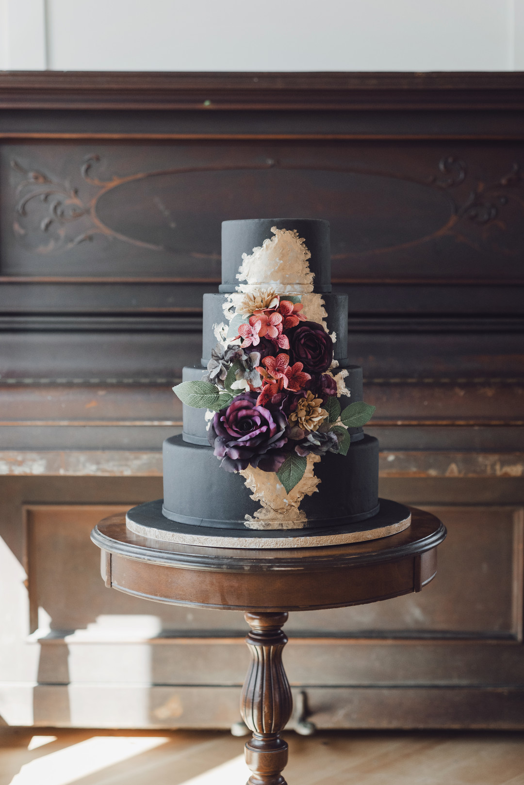 Moody Vintage Winter Wedding Cake