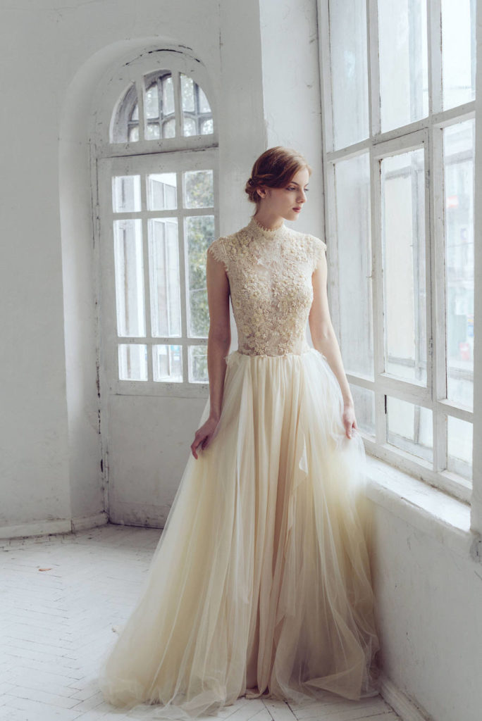 Lace Tulle Wedding Dress | MYWONY | Peitho Gown