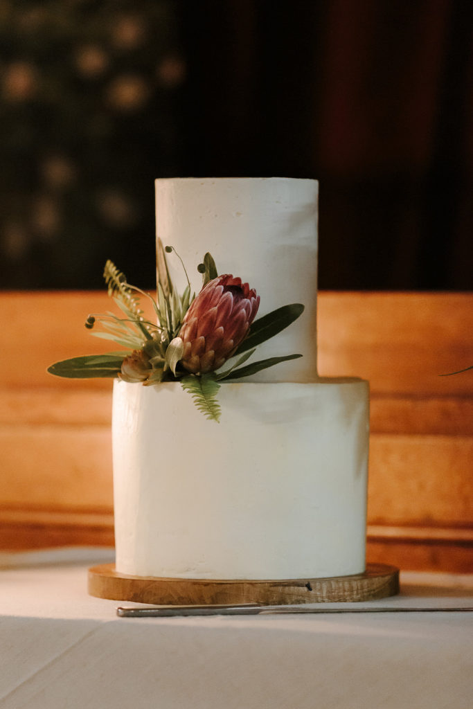 Simple Elegant Wedding Cake