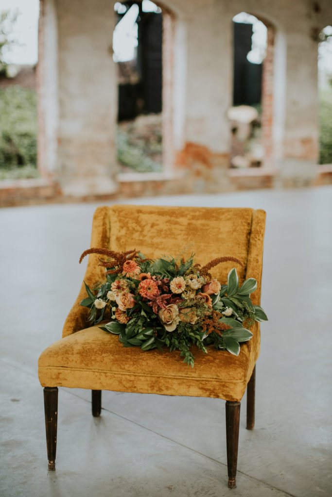 Vintage Autumn Wedding Decor