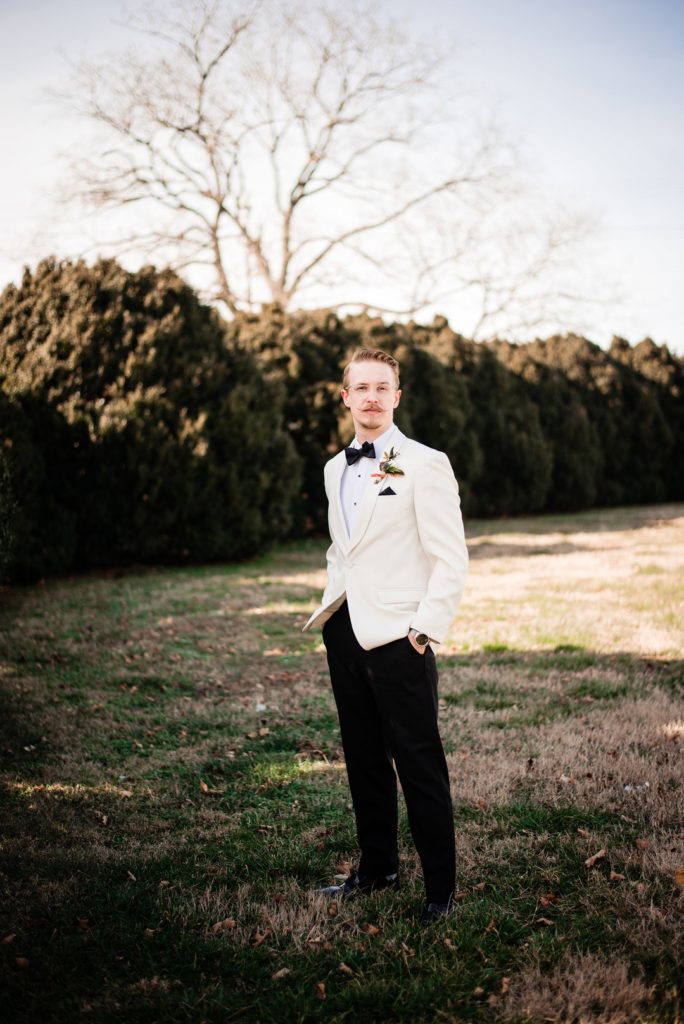 Vintage Gatsby Groom | Intimate 1920s Style Wedding