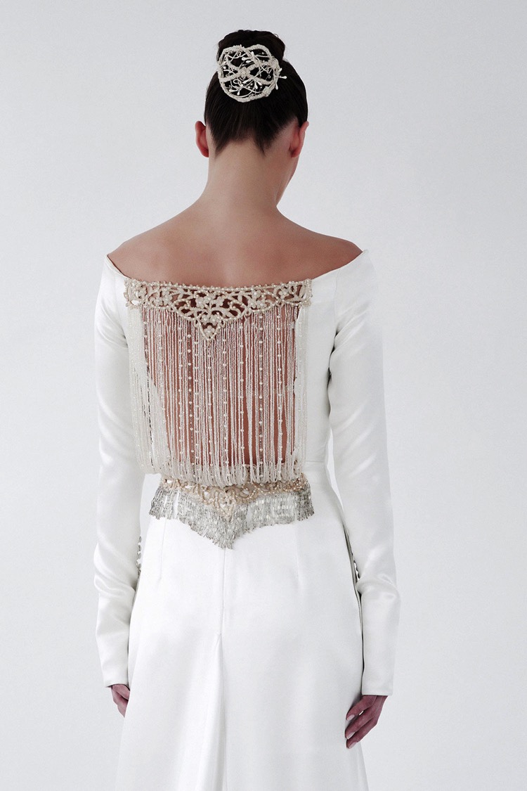 Vintage Inspired Wedding Gown | Isabel Zapardiez