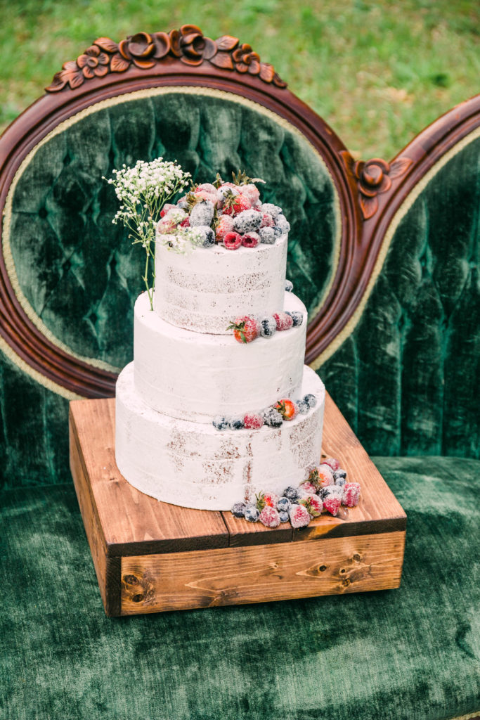 Vintage Rustic Wedding Cake