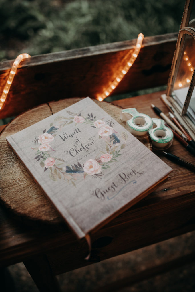 Vintage Style Guest Book | DIY Wedding Texas