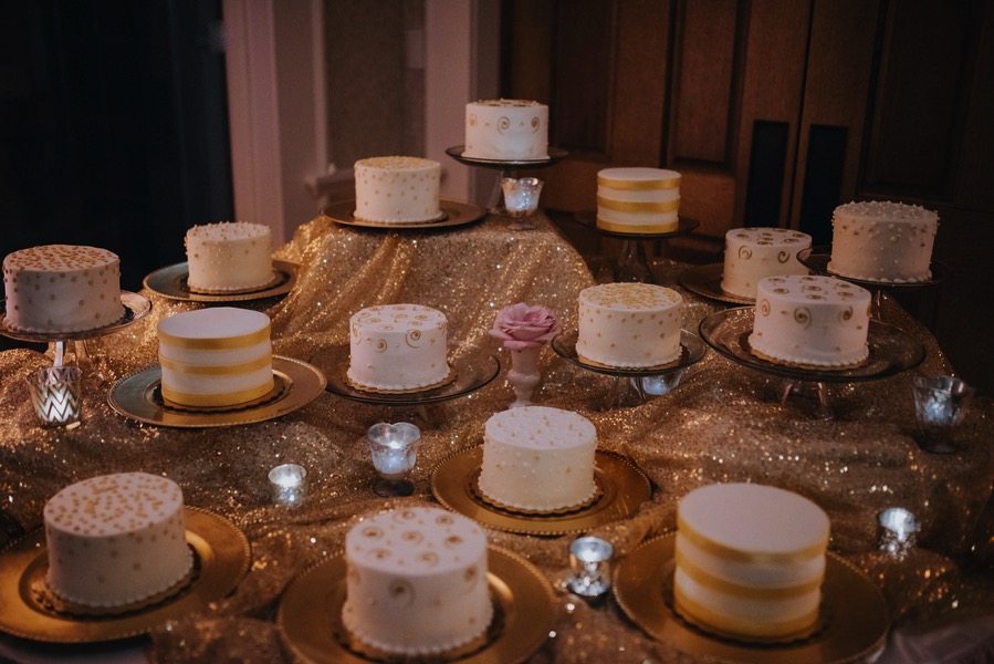Winter Wedding Mini Cakes